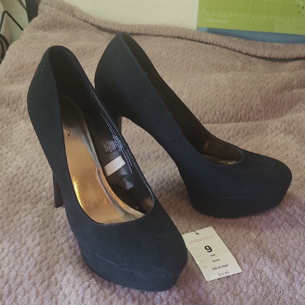 Xhilaration Women's Black Platform Heels
